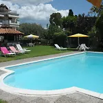 Apart-hotel Iliahtida Rovies