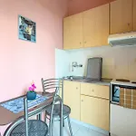 Apart-hotel Iliahtida *