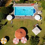 Apart-hotel Iliahtida *