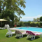 Apart-hotel Iliahtida Rovies