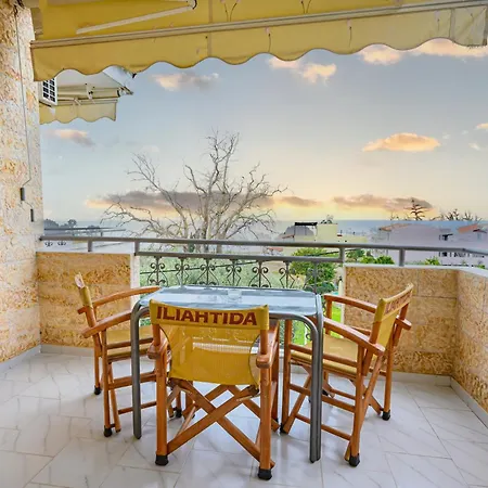 Ξενοδοχείο με διαμερίσματα Iliahtida *