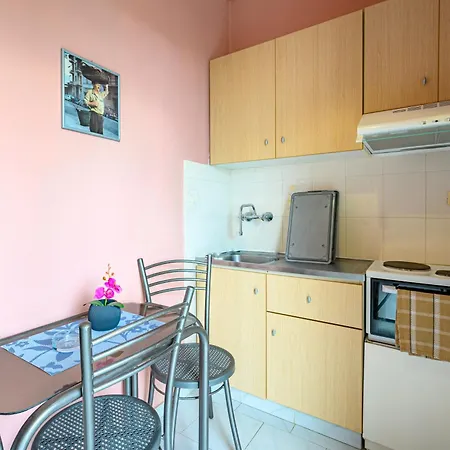 Aparthotel Iliahtida *
