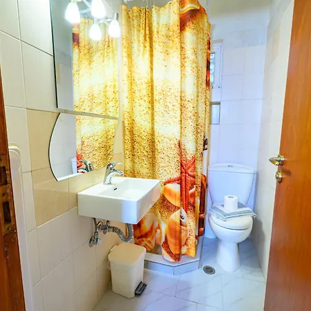 Aparthotel Iliahtida Rovies