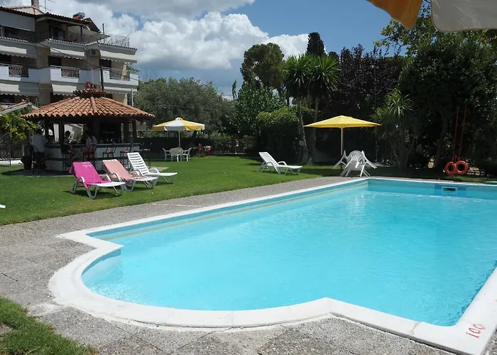 Ξενοδοχείο με διαμερίσματα Iliahtida Ροβιές