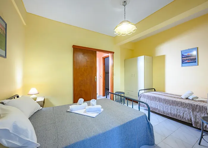 Ξενοδοχείο με διαμερίσματα Iliahtida Ροβιές