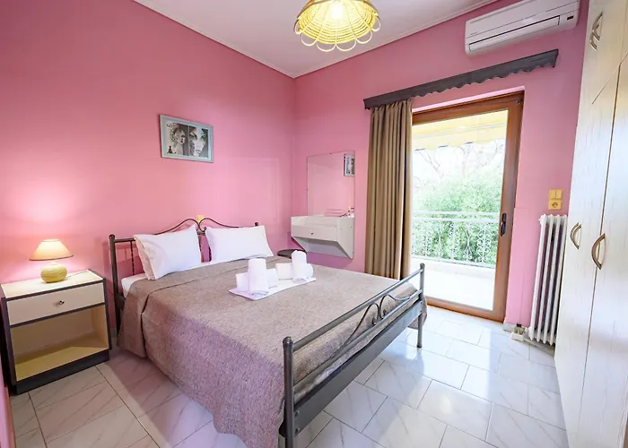 Ξενοδοχείο με διαμερίσματα Iliahtida Ροβιές