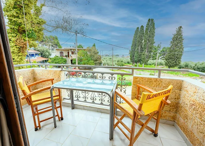 Ξενοδοχείο με διαμερίσματα Iliahtida *